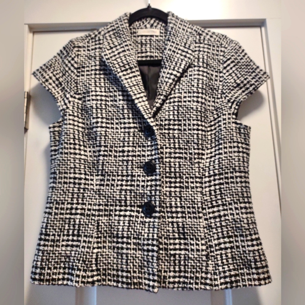COPY - Coldwater Creek SZ 14 BW Tweed Short Sleeve Jacket Mint Condition